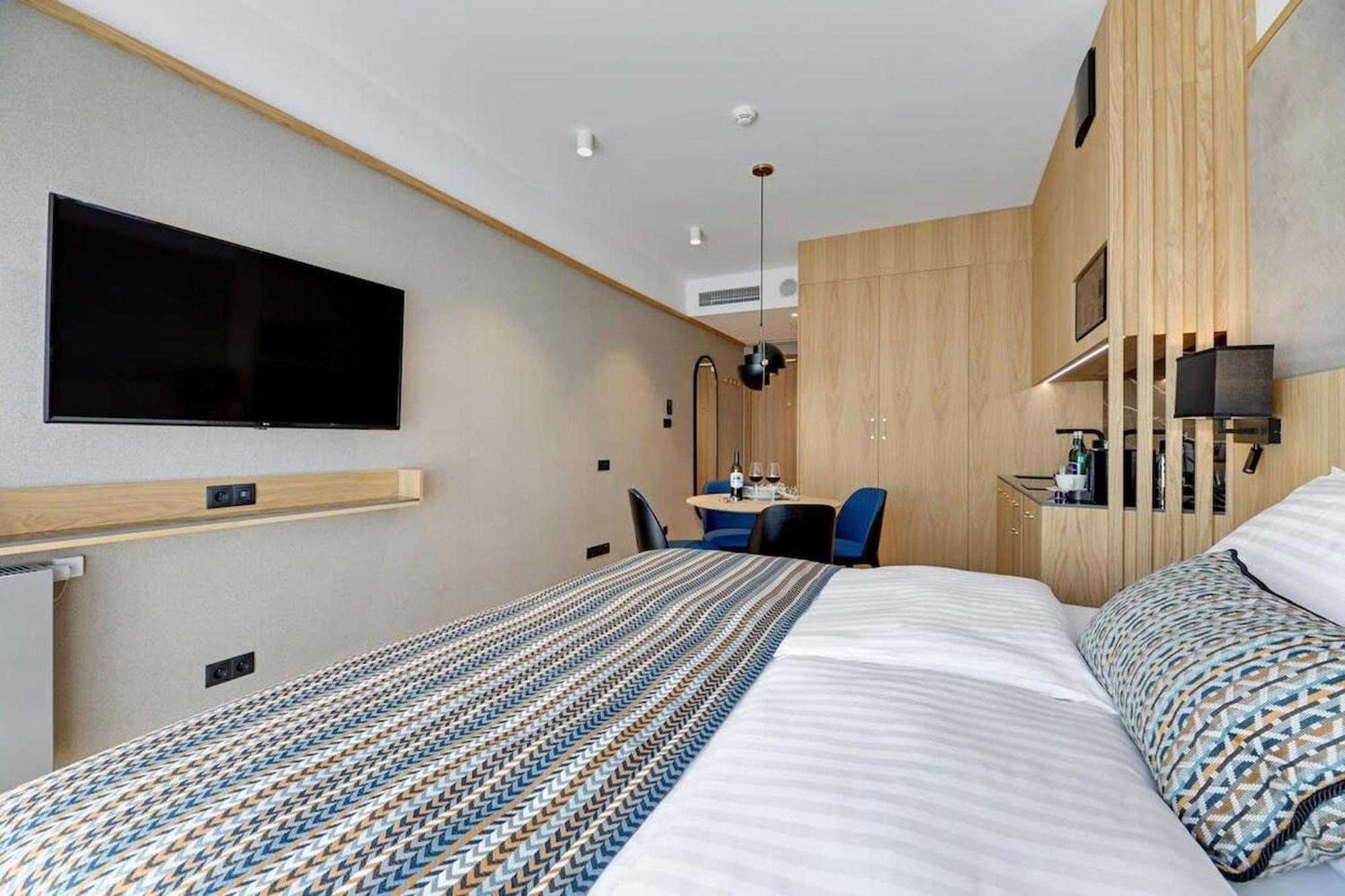 Deo Plaza - Apartamenty W Sercu Gdanska By Rent Like Home Exteriör bild